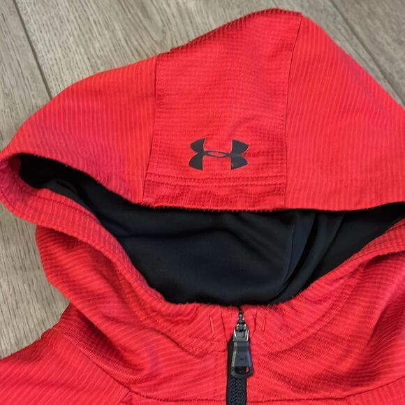LIGHTWEIGHT UNDER ARMOUR JACKET RED AND BLACK SIZE MEDIUM EUC - Picture 3 of 5